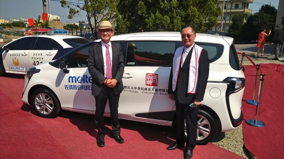 佐儀運動園區啟用暨警務車、老人關懷交通車捐贈儀式(標題圖檔)