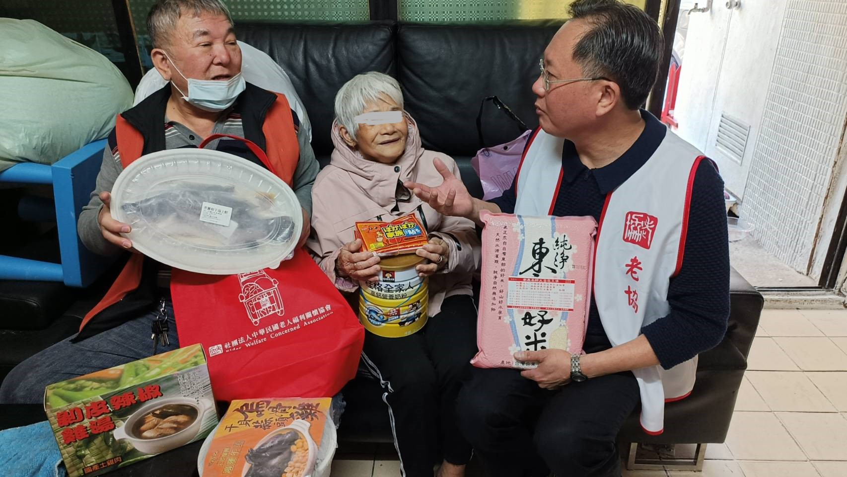 雙北溫暖送愛 ，為弱勢長輩加菜(標題圖檔)