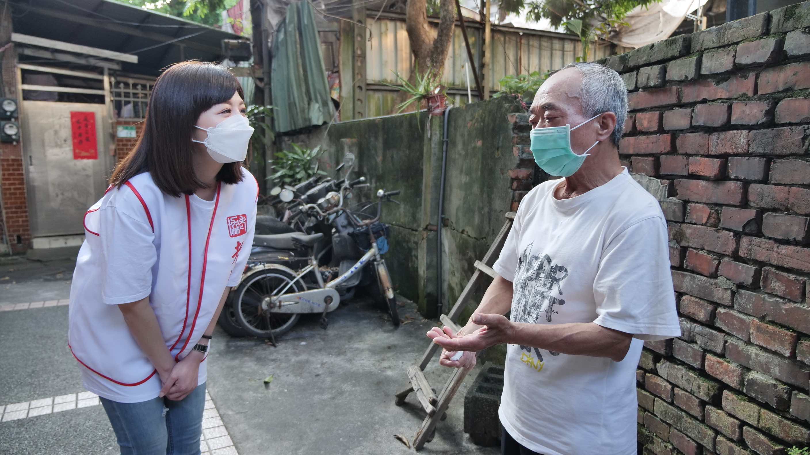 協會「愛心大使」東森主播韓佩穎 期許疫情下為臺灣的清寒長輩帶來溫暖(標題圖檔)