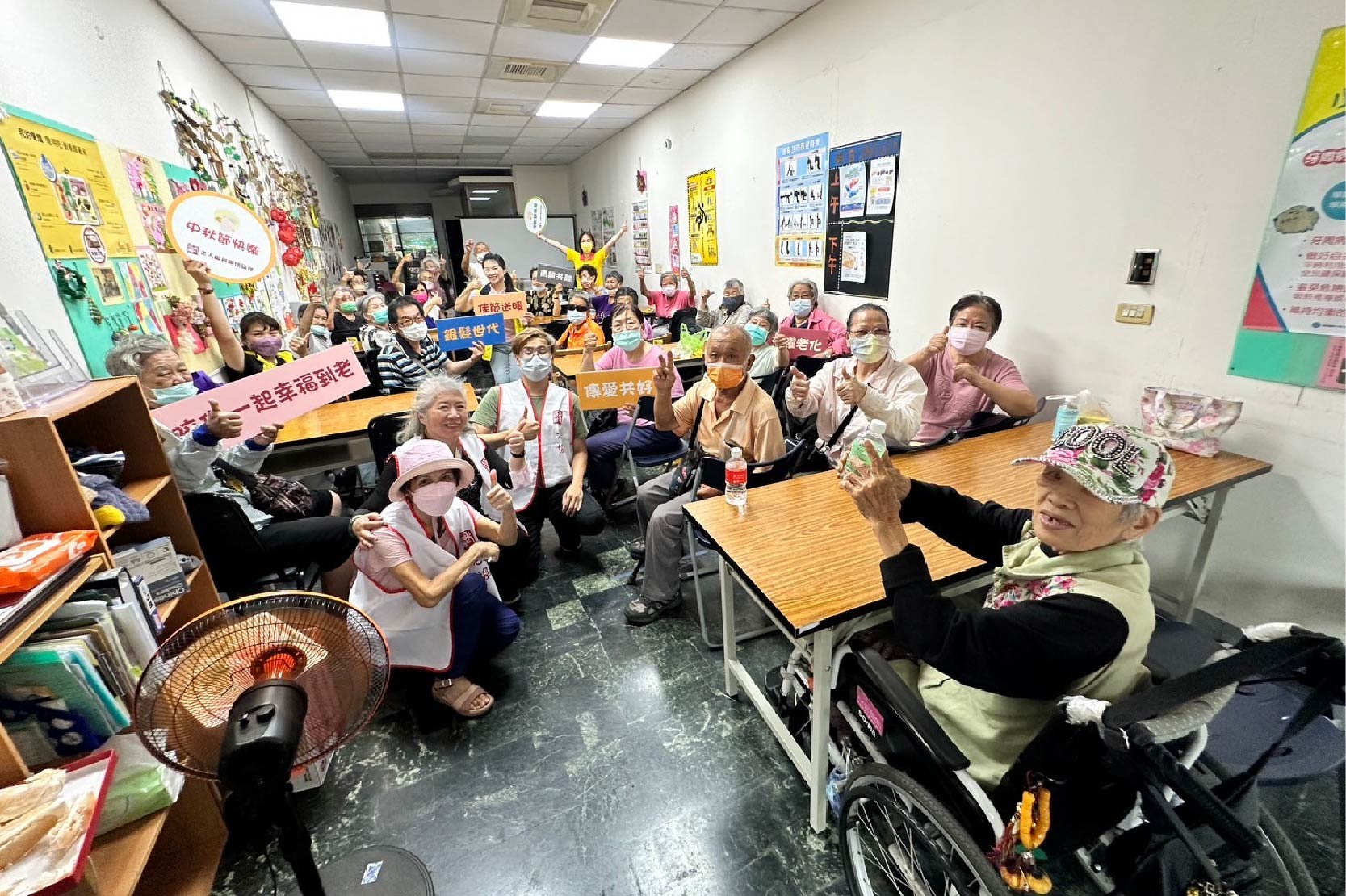 [聯合新聞網] 老協樂齡共學堂開課 助銀髮族活躍老化、中秋同樂(標題圖檔)